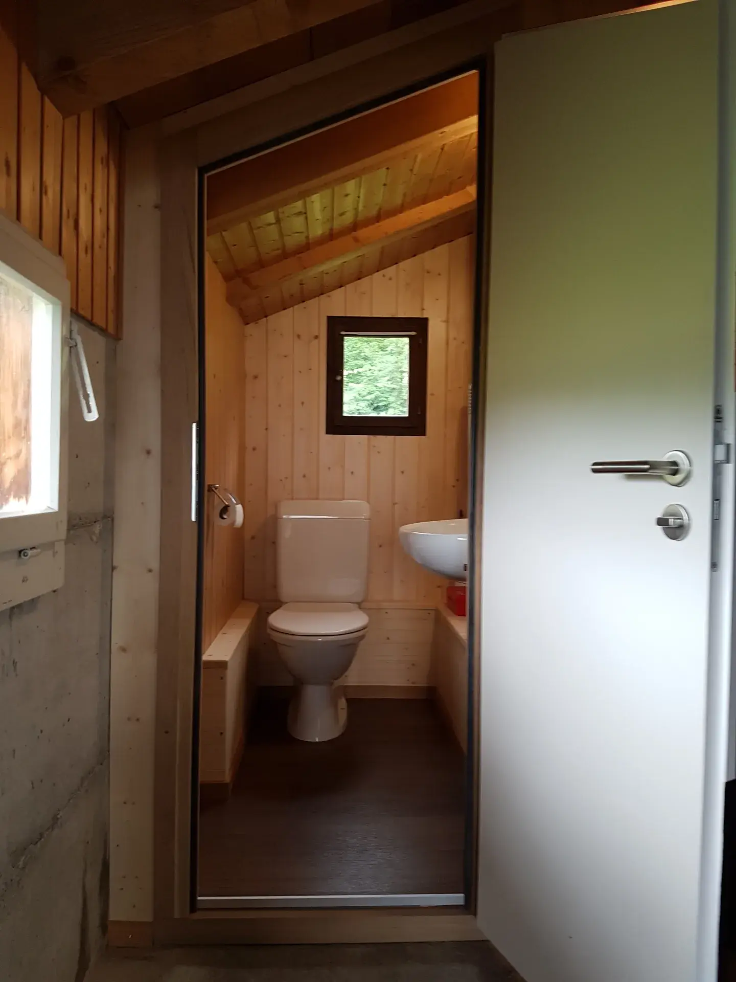 Toilette im Fuxenstall im neuen Glanz...